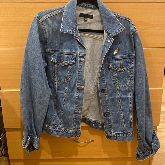 Jean jacket - Picture 1 of 6